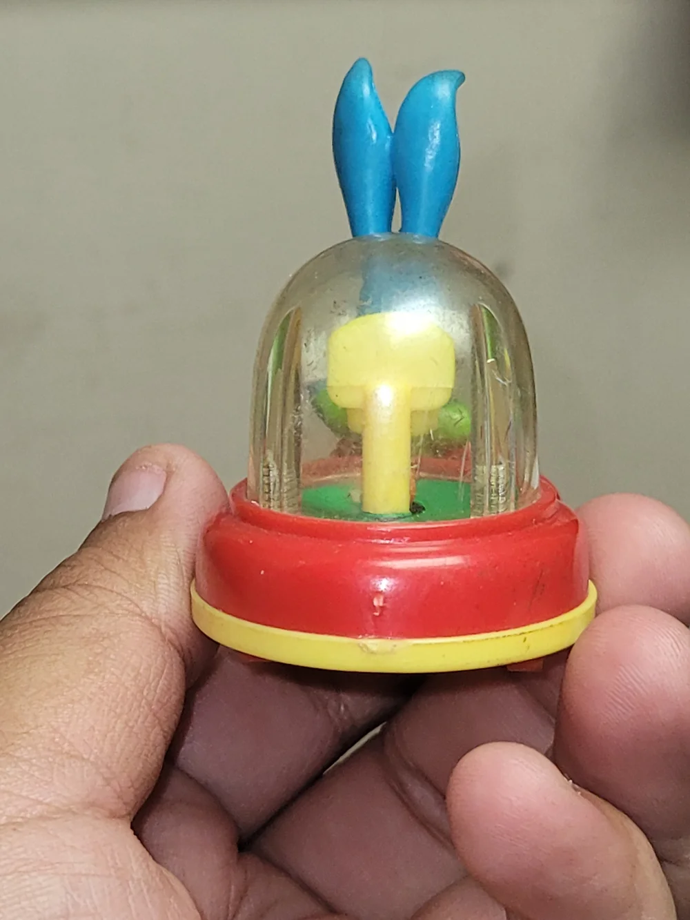 Bugs bunny 1992 car basketball toy figure Looney Tunes